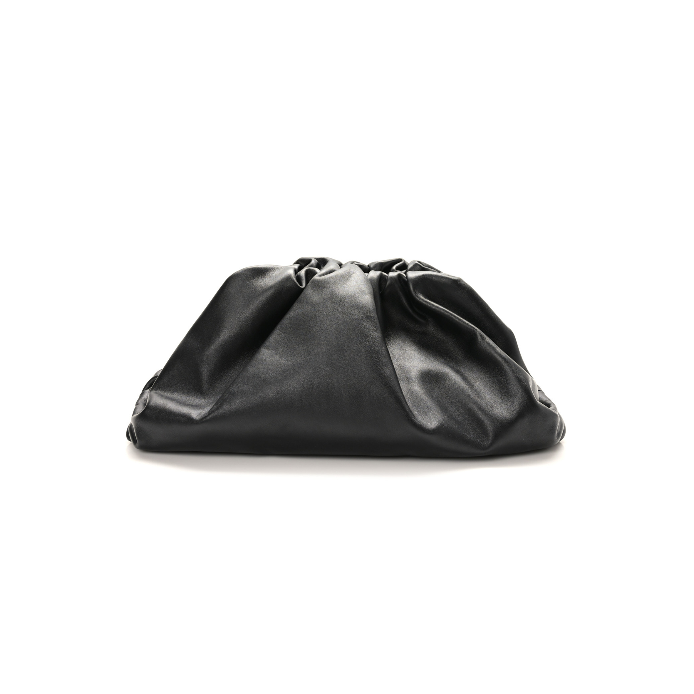 bo*te*ga Ve*ne*ta smooth butter calf the pouch oversized clutch black (38*18*8cm)